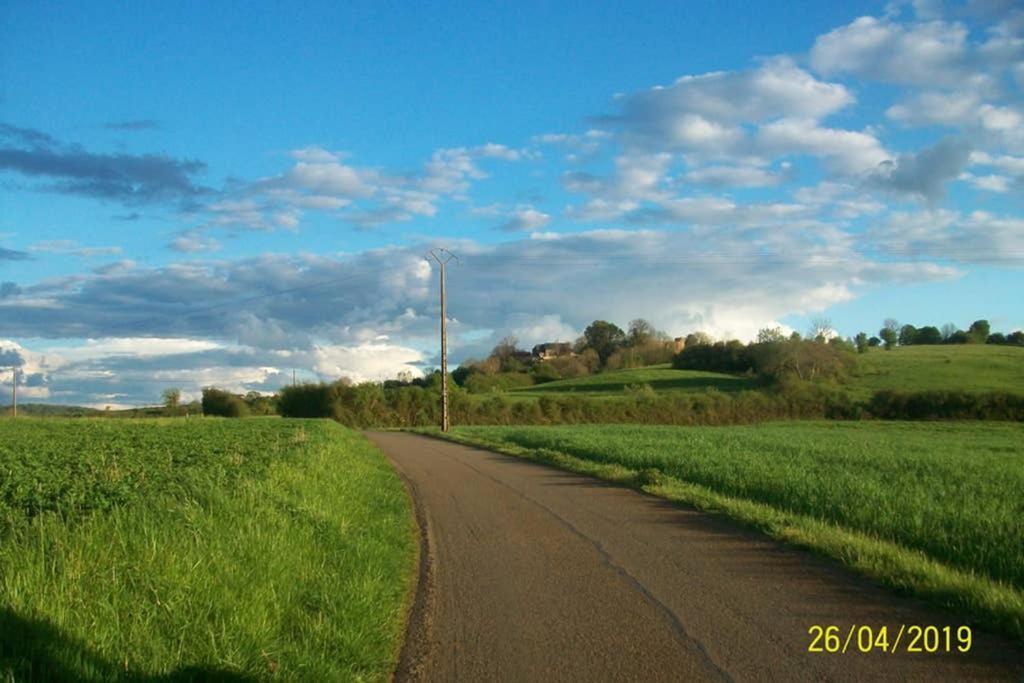 Gite A La Ferme Rouvroy Экстерьер фото